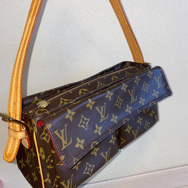 LOUIS VUITTON(ルイヴィトン)のLOUIS VUITTON ヴィバシテ レディースのバッグ(ショルダーバッグ)の商品写真