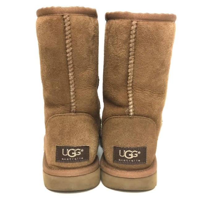 UGG(アグ)のアグ CLASSIC SHORT ムートンブーツ シープスキン レディース レディースの靴/シューズ(ブーツ)の商品写真