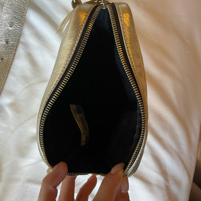MSGM(エムエスジイエム)のカナカナ様 MSGM ボディバッグ定価45000円 ハンドメイドのファッション小物(バッグ)の商品写真