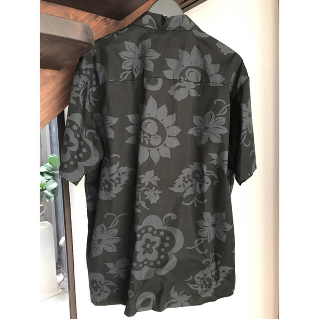 NEIGHBORHOOD(ネイバーフッド)のNEIGHBORHOOD OHANA / C-SHIRT . SS BLACK メンズのトップス(シャツ)の商品写真