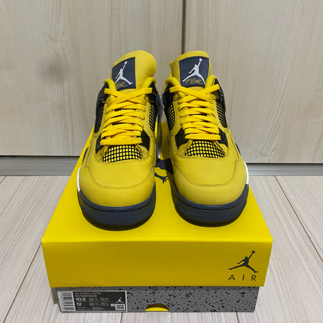 NIKE(ナイキ)のjordan4 lightning tour yellow 28.5 メンズの靴/シューズ(スニーカー)の商品写真
