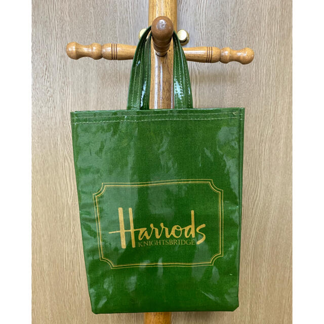 Harrods(ハロッズ)のHarrods  ハロッズ　トートバック　２枚セット　ポーチ　バック レディースのバッグ(トートバッグ)の商品写真