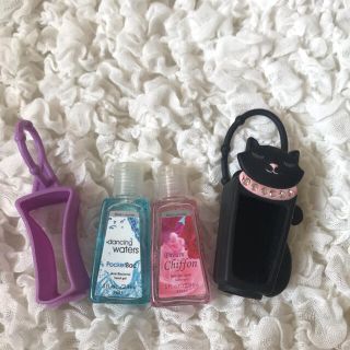 バスアンドボディーワークス(Bath & Body Works)の限定値下げ！バスアンドボディワークス　ハンドジェル　携帯ストラップ4点(ハンドクリーム)