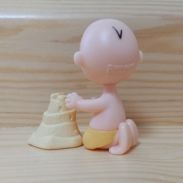 PEANUTS(ピーナッツ)のPEANUTSならぶんです。２♡チャーリーブラウン エンタメ/ホビーのおもちゃ/ぬいぐるみ(キャラクターグッズ)の商品写真