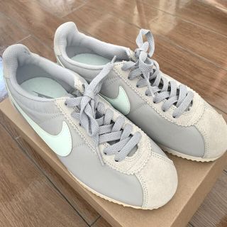 ナイキ(NIKE)の【値下げ】NIKE スニーカー レディース 23.5㎝(スニーカー)