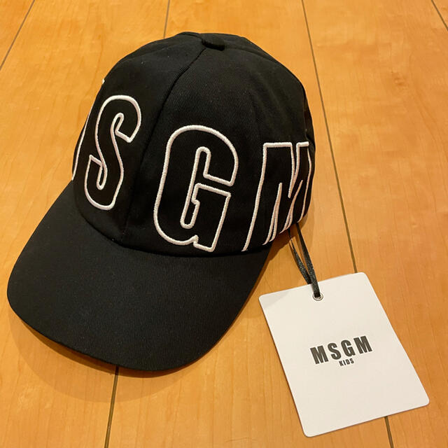 MSGM(エムエスジイエム)の新品☆MSGM キッズ　キャップ　帽子 キッズ/ベビー/マタニティのこども用ファッション小物(帽子)の商品写真