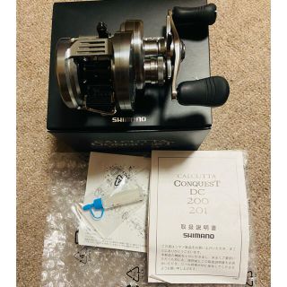 シマノ(SHIMANO)のカルカッタコンクエストDC200(リール)