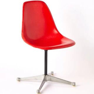 ハーマンミラー(Herman Miller)の⭐️【valentia】専用販売商品(ダイニングチェア)