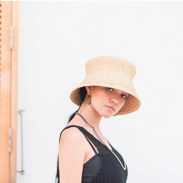 Ron Herman(ロンハーマン)のmarihoja ハット Curves Raffia Hat 麦わら帽子 レディースの帽子(麦わら帽子/ストローハット)の商品写真