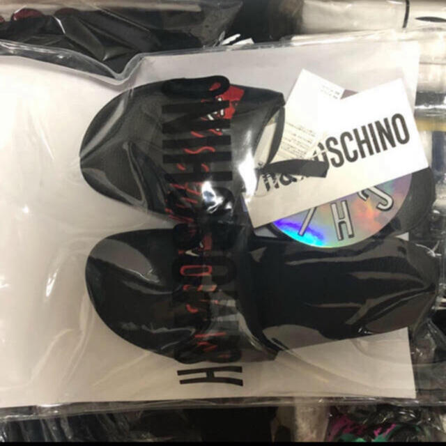 MOSCHINO(モスキーノ)の込　moschino モスキーノ　h&m メンズの靴/シューズ(サンダル)の商品写真