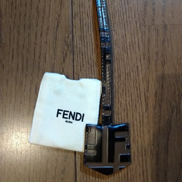 FENDI(フェンディ)のフェンディ　FENDI バイザウェイ　ミニ　黒　BY THE WAY MINI レディースのバッグ(ショルダーバッグ)の商品写真