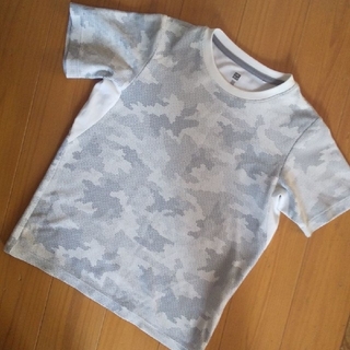 ユニクロ(UNIQLO)のUNIQLO キッズ140  Tシャツ(Tシャツ/カットソー)