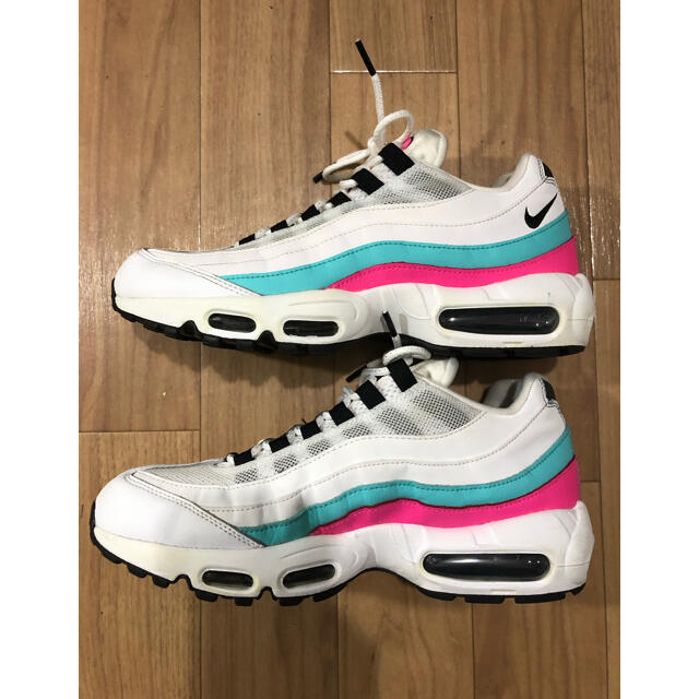 NIKE(ナイキ)のNIKE AIR MAX 95 ナイキ エアマックス95 スニーカー　27.0 メンズの靴/シューズ(スニーカー)の商品写真