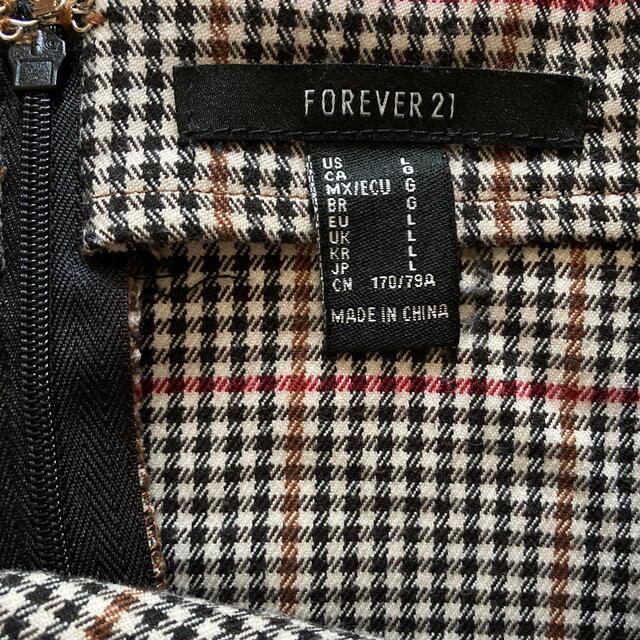 FOREVER 21(フォーエバートゥエンティーワン)のForever21  スカート　Lサイズ レディースのスカート(ミニスカート)の商品写真