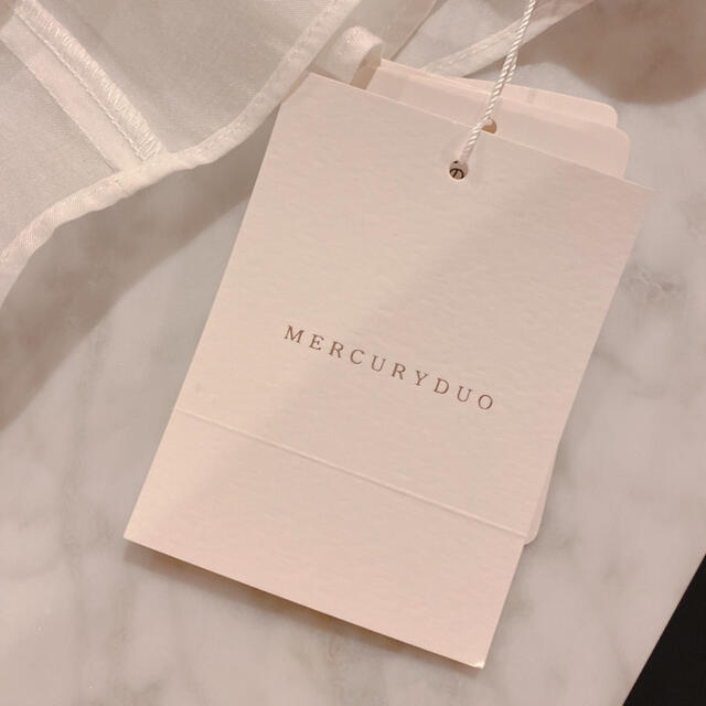 MERCURYDUO(マーキュリーデュオ)の新品未使用MERCURYDUO ブラウス レディースのトップス(シャツ/ブラウス(長袖/七分))の商品写真