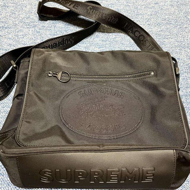 Supreme(シュプリーム)の【値下げ】SUPREME × LACOSTE Messenger Bag メンズのバッグ(メッセンジャーバッグ)の商品写真