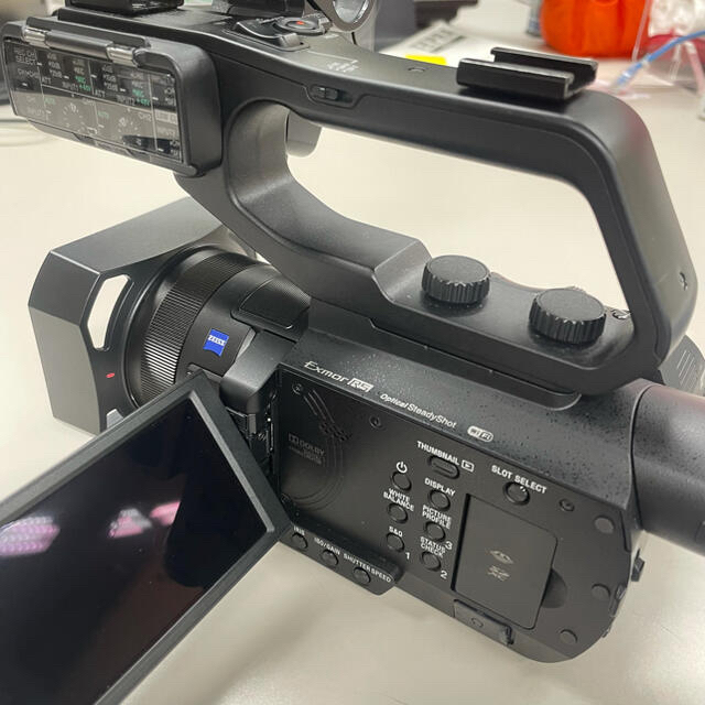 SONY - 【値引き中】SONY 業務用ビデオカメラ HXR-NX80