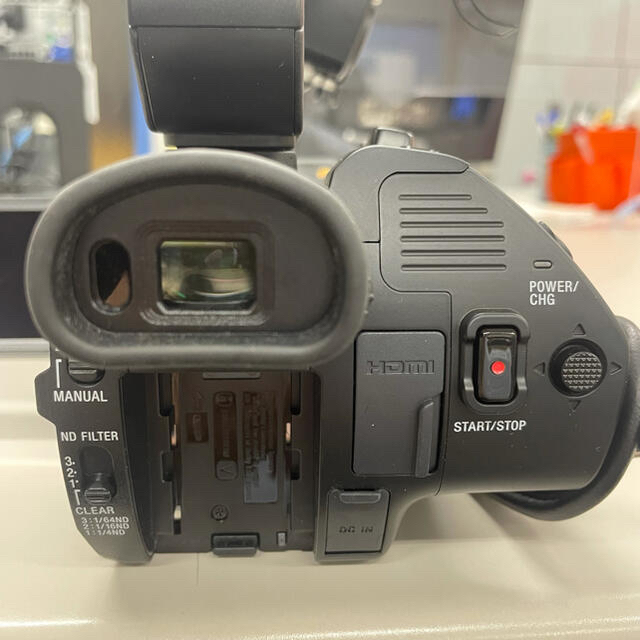 SONY(ソニー)の【値引き中】SONY 業務用ビデオカメラ HXR-NX80 スマホ/家電/カメラのカメラ(ビデオカメラ)の商品写真