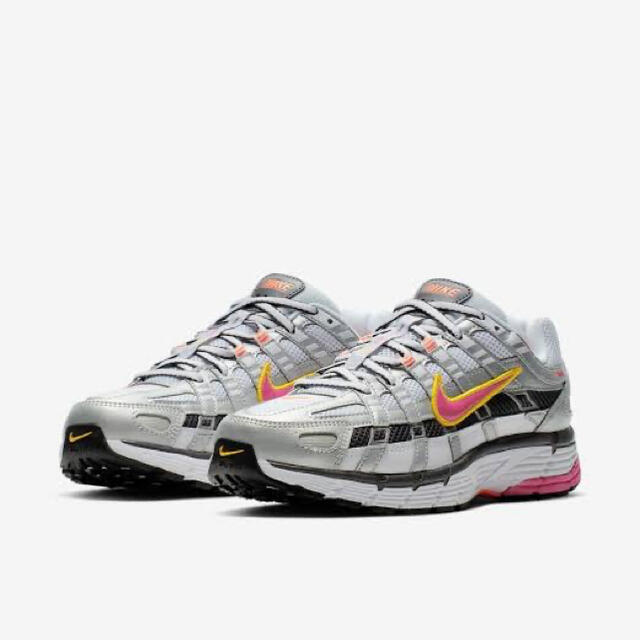 NIKE - ⭐️本日限定価格⭐️NIKE WOMAN P6000 スニーカー の通販 by