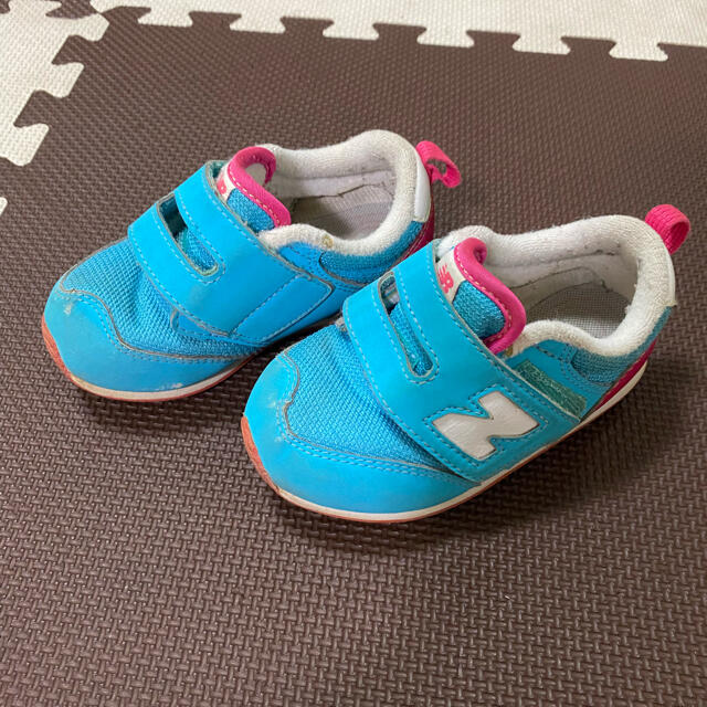 New Balance(ニューバランス)のNew balance スニーカー　15cm キッズ/ベビー/マタニティのキッズ靴/シューズ(15cm~)(スニーカー)の商品写真