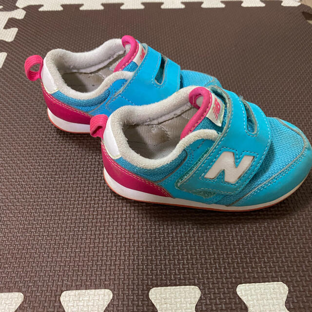 New Balance(ニューバランス)のNew balance スニーカー　15cm キッズ/ベビー/マタニティのキッズ靴/シューズ(15cm~)(スニーカー)の商品写真