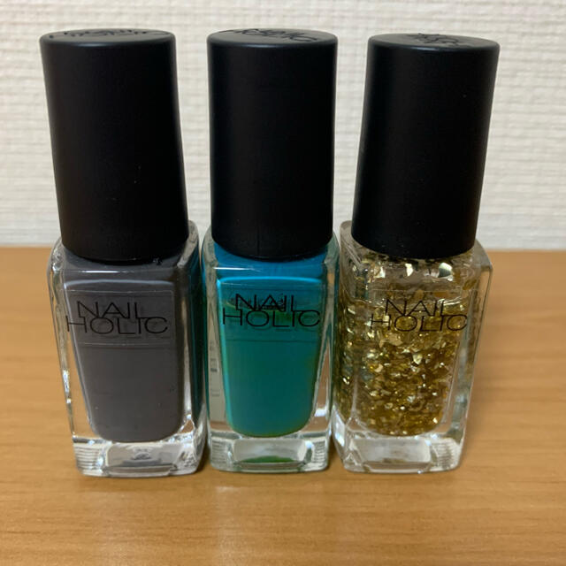 NAIL HOLIC(ネイルホリック)の【nailholic】3色セットマニキュア コスメ/美容のネイル(マニキュア)の商品写真