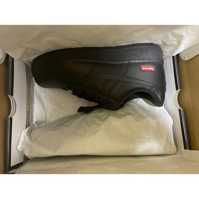 supreme®/Nike® Air Force 1 Low black 28