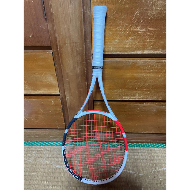 Babolat(バボラ)のバボラ　ピュアストライク　18×20 2本 スポーツ/アウトドアのテニス(ラケット)の商品写真