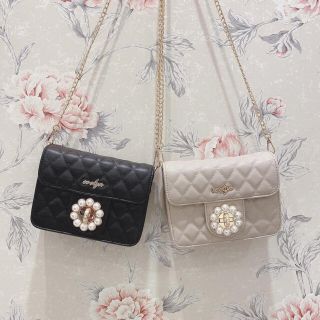 evelyn パールショルダーバッグ ピンク ♡ バッグ トートバッグ タグ付き