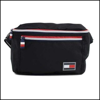 トミーヒルフィガー(TOMMY HILFIGER)のCITY TREK ボディバック　貴重なブラック　TOMMY HILFIGER(ボディーバッグ)