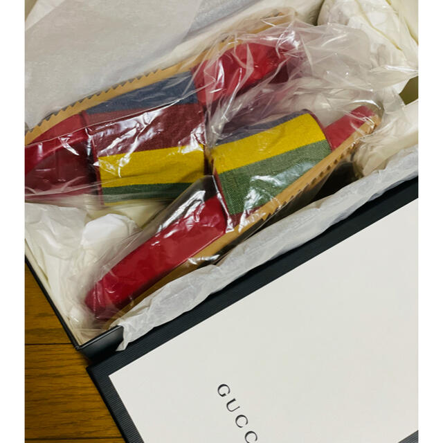 Gucci(グッチ)の期間限定●GUCCIグッチbaiadera赤青緑黄スライドサンダル5新品 メンズの靴/シューズ(サンダル)の商品写真