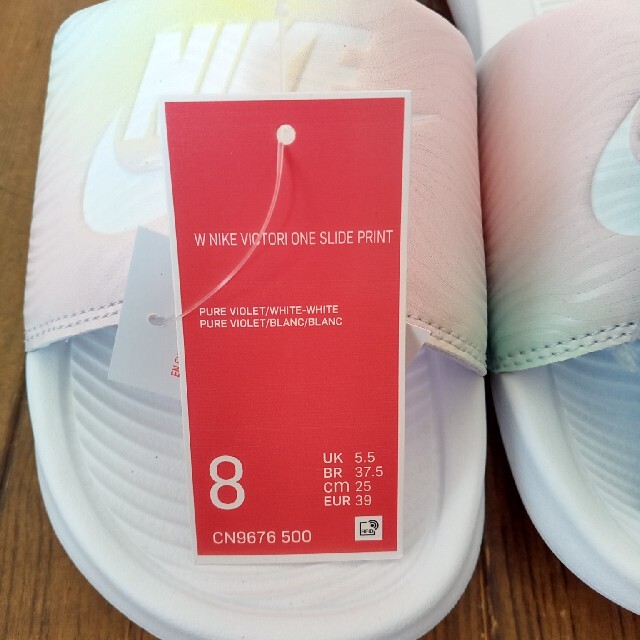 NIKE(ナイキ)のナイキ ビクトリー ワン ウィメンズ プリント スライド  サンダル 25cm レディースの靴/シューズ(サンダル)の商品写真