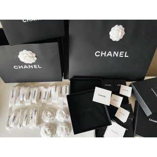 シャネル(CHANEL)の たぴさん専用 CHANEL 空箱 ショップ袋 リボン ラッピング用カメリア(ショップ袋)