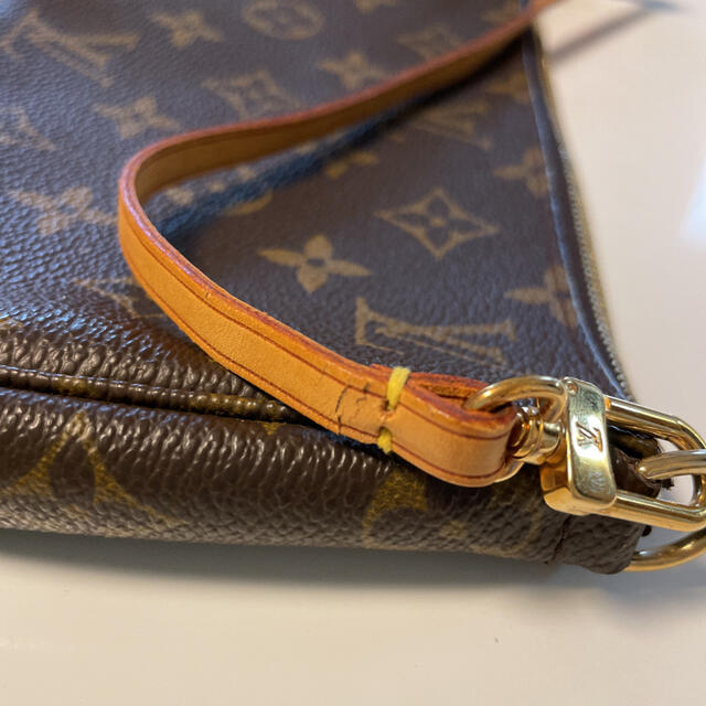 LOUIS VUITTON(ルイヴィトン)のルイヴィトン アクセサリーポーチ レディースのファッション小物(ポーチ)の商品写真