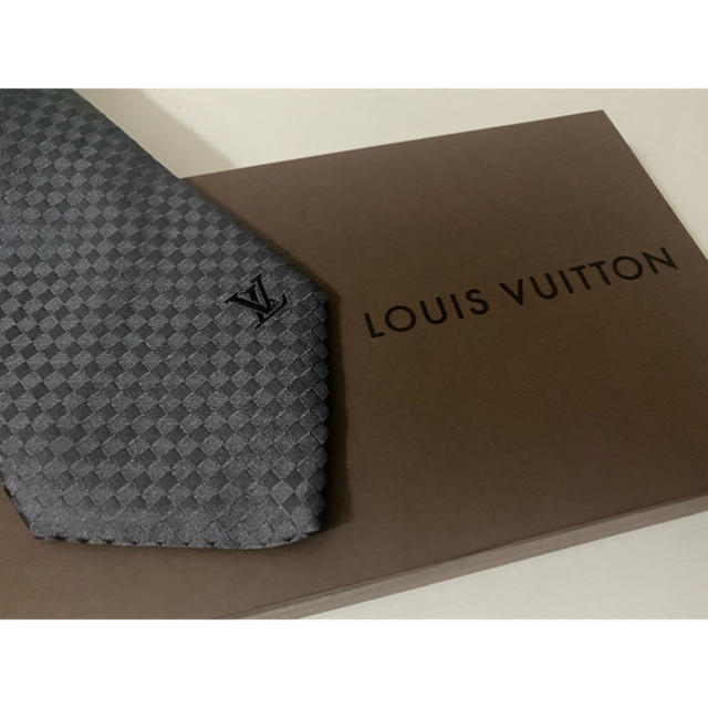 LOUIS VUITTON(ルイヴィトン)のLOUIS VUITTON ネクタイ メンズのファッション小物(ネクタイ)の商品写真