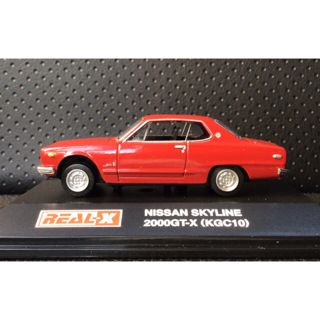 日産(ニッサン)のリアル-X リアルX 日産 スカイライン 2000GT-X KGC10 レッド エンタメ/ホビーのおもちゃ/ぬいぐるみ(ミニカー)の商品写真