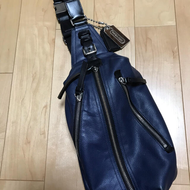 COACH(コーチ)のお値下げ最後　COACH   ボディバック メンズのバッグ(ボディーバッグ)の商品写真