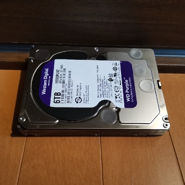 WesternDidital Purple 6TB WD60PURZ (4) スマホ/家電/カメラのPC/タブレット(PCパーツ)の商品写真