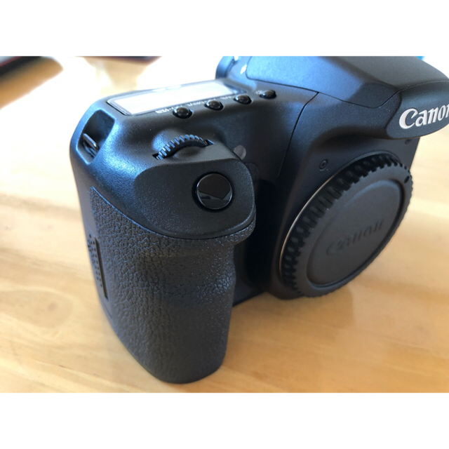 Canon(キヤノン)のCanon キャノン EOS 50D スマホ/家電/カメラのカメラ(デジタル一眼)の商品写真