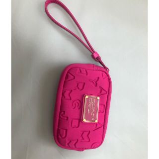 マークバイマークジェイコブス(MARC BY MARC JACOBS)のマークバイマークジェイコブスカメラケース小物入れコインケースピンク(コインケース)