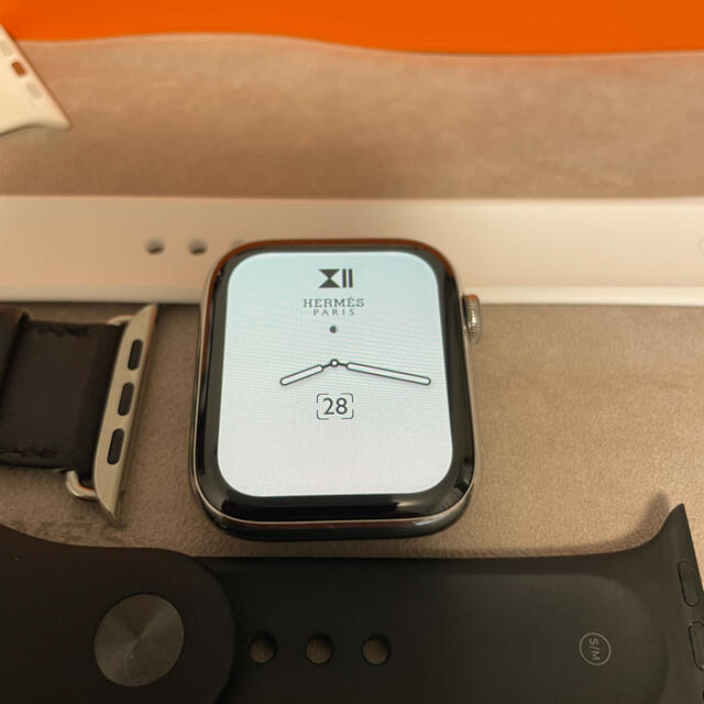 Hermes(エルメス)のApple Watch 44mm series4 HERMES メンズの時計(腕時計(デジタル))の商品写真