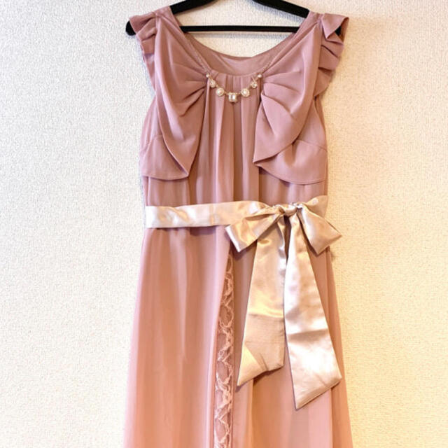 axes femmeのパーティドレス ピンク 結婚式