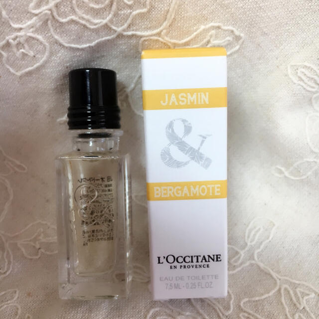 L'OCCITANE(ロクシタン)の新品未使用 マグノリア＆ジャスミンオードトワレ  コスメ/美容の香水(香水(女性用))の商品写真