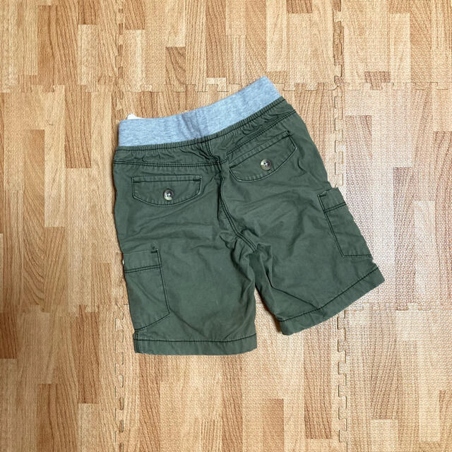 Old Navy(オールドネイビー)のハーフパンツ　95cm／カーキ キッズ/ベビー/マタニティのキッズ服男の子用(90cm~)(パンツ/スパッツ)の商品写真