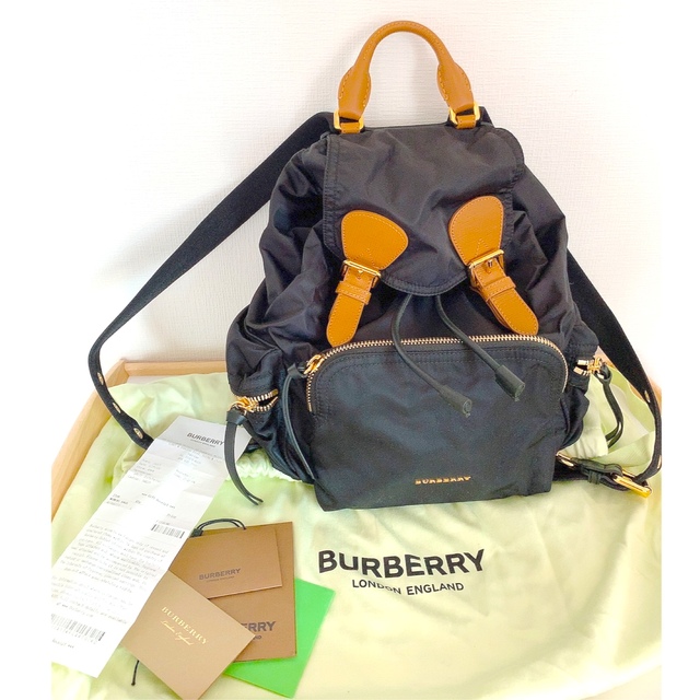 幸せなふたりに贈る結婚祝い - BURBERRY バーバリー ナイロンリュック