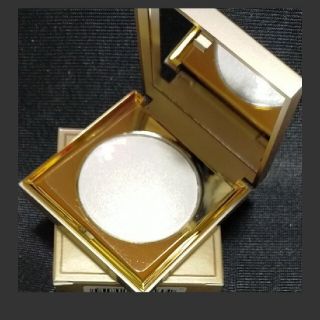 スティラ(stila)のオピュレンス　STILAハイライター(フェイスカラー)