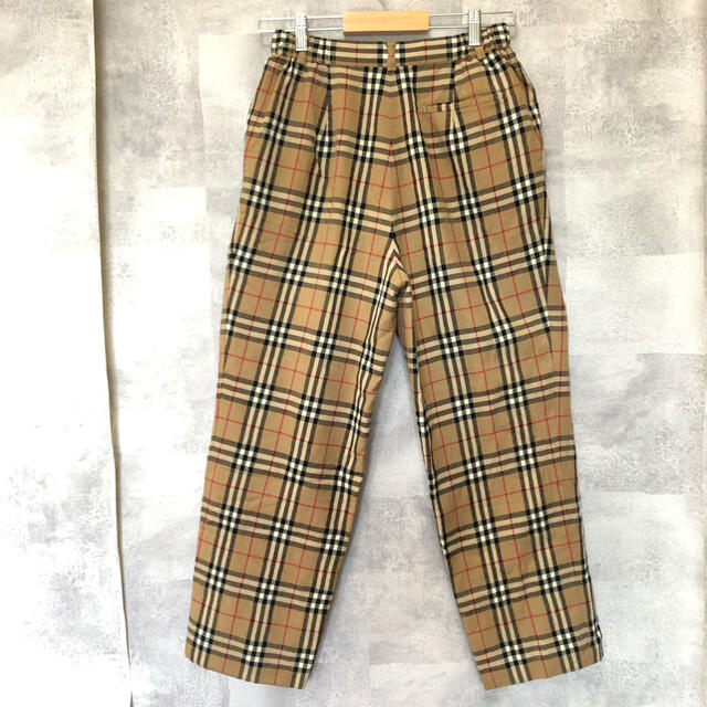 BURBERRY(バーバリー)の極美品⭐️バーバリーズ ノバチェック ベージュ スラックスパンツ ウエストゴム メンズのパンツ(スラックス)の商品写真