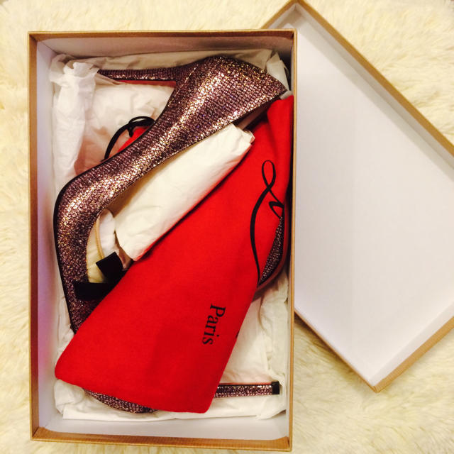 Christian Louboutin(クリスチャンルブタン)の☆taako様☆クリスチャンルブタン ピンクラメヒール  レディースの靴/シューズ(ハイヒール/パンプス)の商品写真