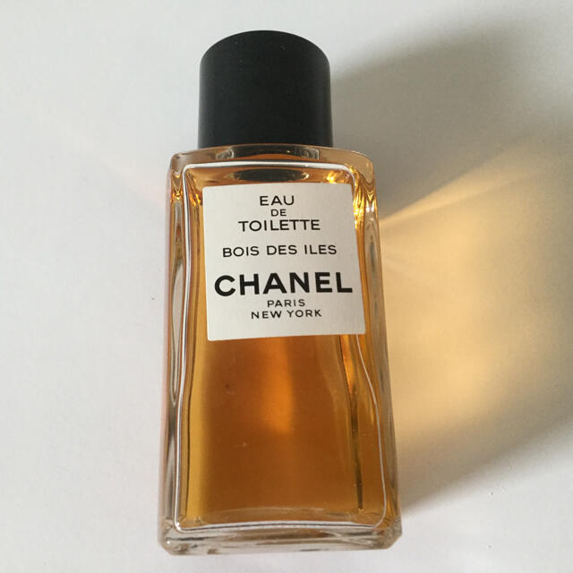 CHANEL BOIS DES ILES ボアデジル