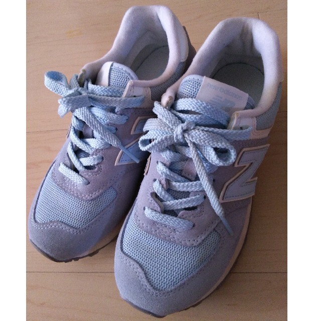 New Balance(ニューバランス)のニューバランス 574  22.5 美品 キッズ/ベビー/マタニティのベビー靴/シューズ(~14cm)(スニーカー)の商品写真